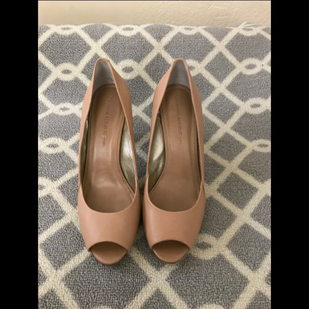 Banana Republic Open-toe Heels 9.5